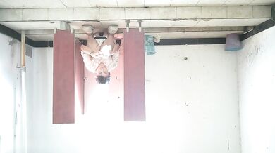 佼佼者全景厕拍❤️电子厂女工宿舍女厕 沟底双视角偷拍这期大便和拉稀的有好几个还有一个拉裤子的（84V) (15)